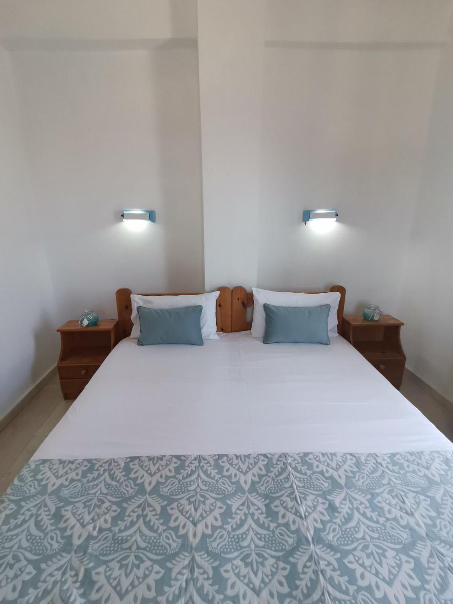 Apollonia Apartments アギア・ペラギア エクステリア 写真